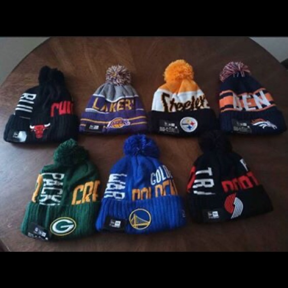 New Era  Beanies Knit Caps